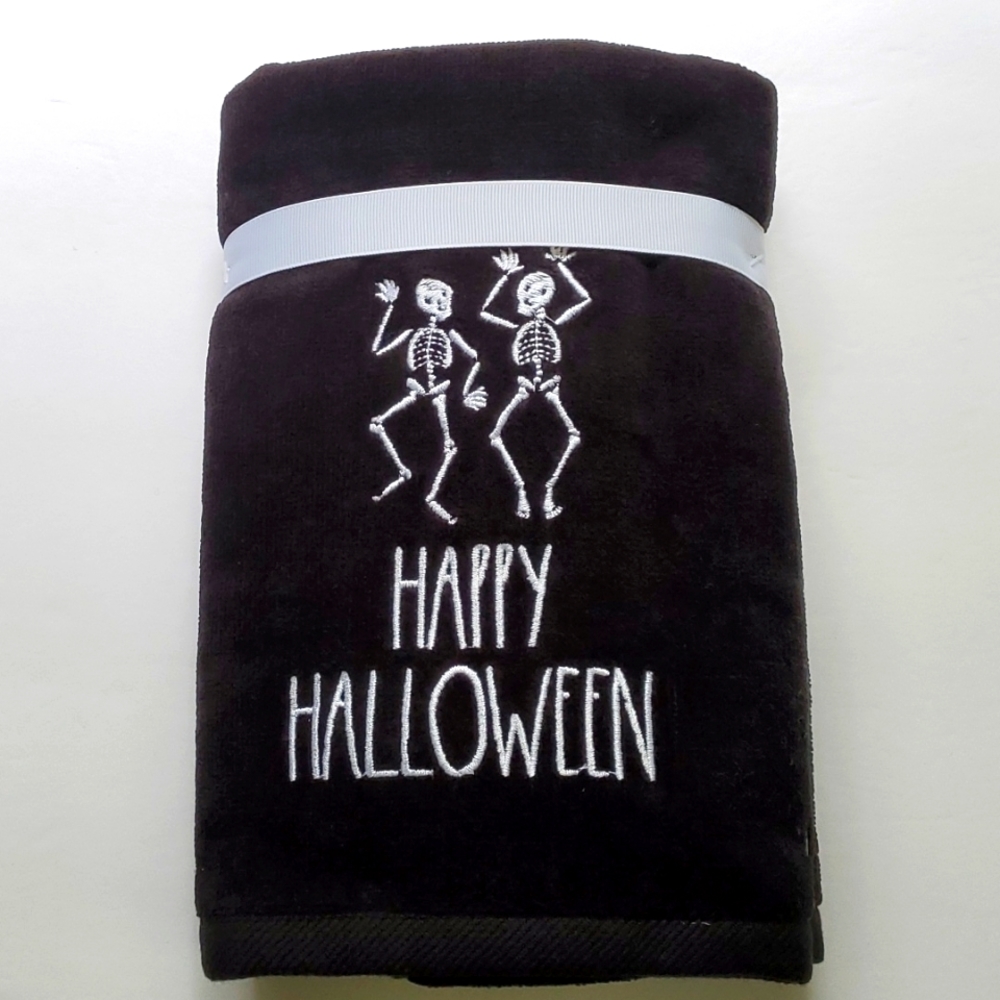 Rae Dunn Happy Halloween Hand Towels